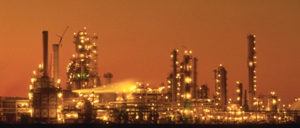 Night view of a chemical plant